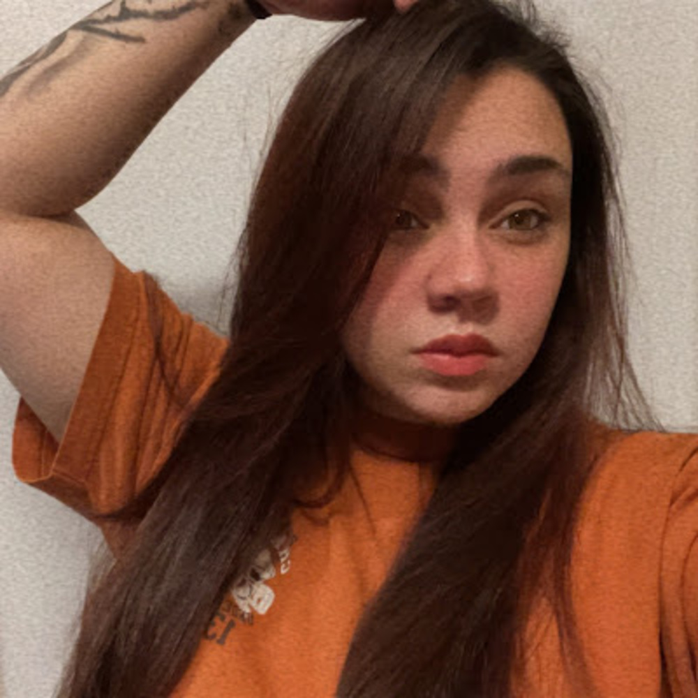 Meet your Posher, Marissa nicole